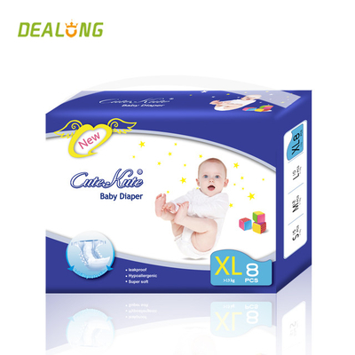 Neugeborene Wegwerfbaby-Windel
